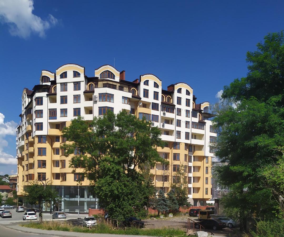 Вул Роксолани , 16 Центр 300 М До Бювету Trouskavets Extérieur photo