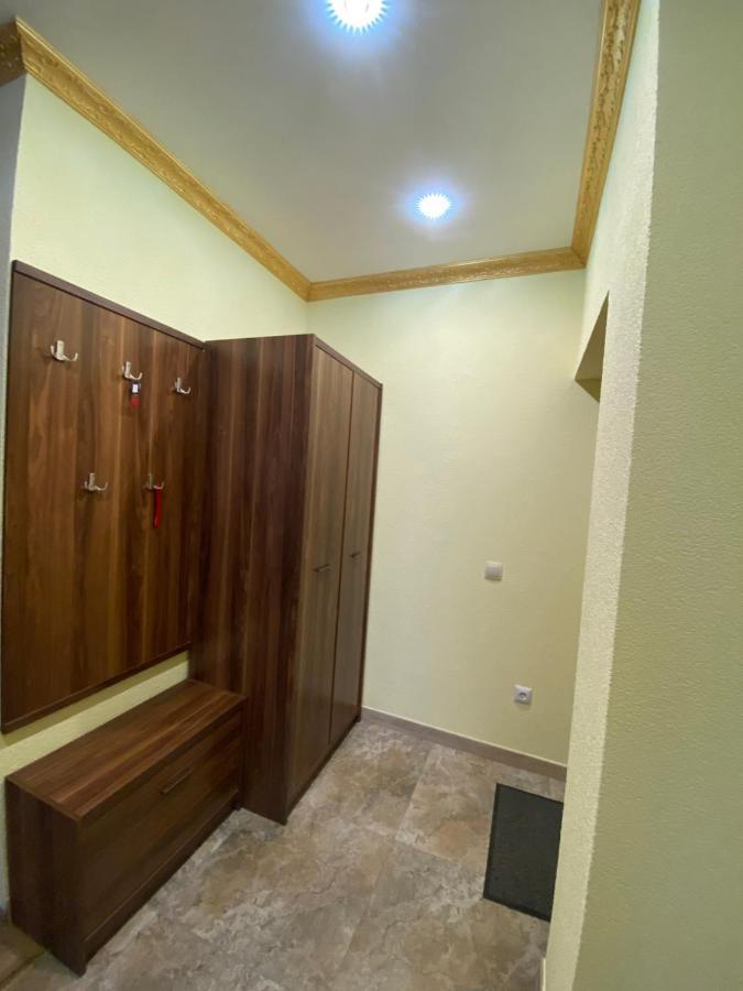 Вул Роксолани , 16 Центр 300 М До Бювету Trouskavets Extérieur photo
